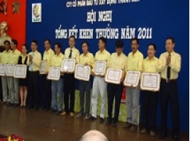 Hội nghị tổng kết thi đua khen thưởng năm 2011